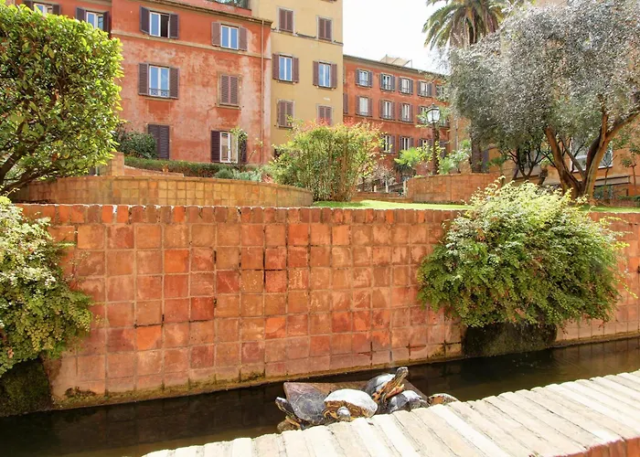 Marte In Trevi 公寓 *